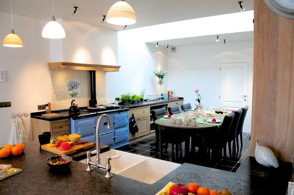 B&B Val Des Roses Brugge Eksteriør billede